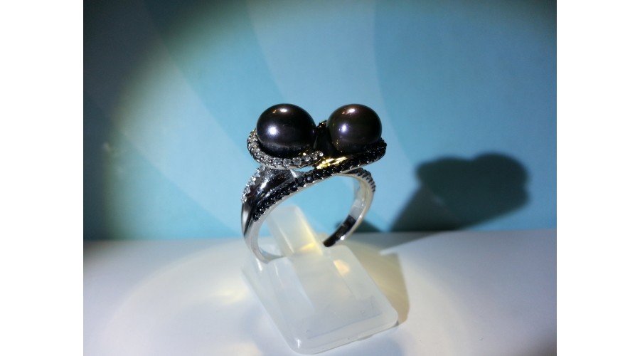 Сребърният нощен пръстен