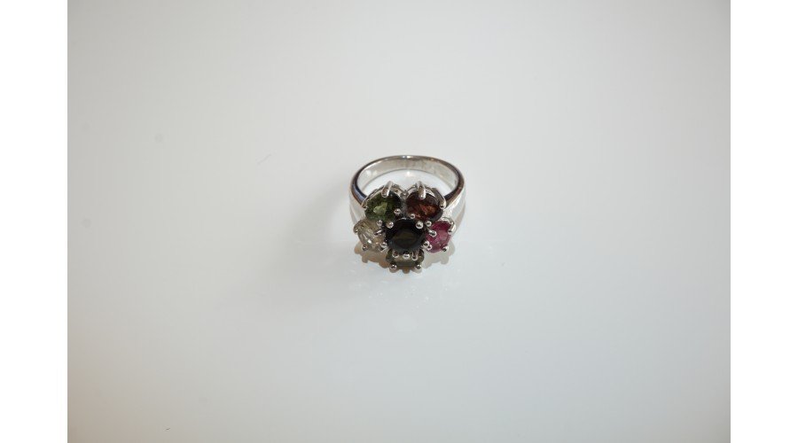 Сребърен пръстен с естествен турмалин